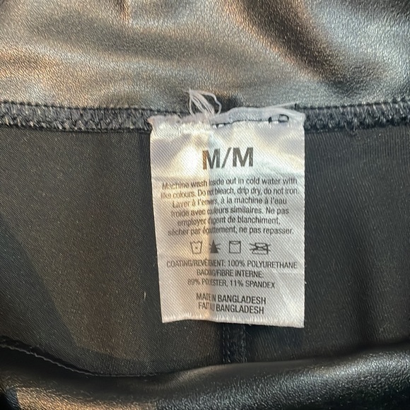 Excellent like-new faux leather leggings. - Picture 4 of 6